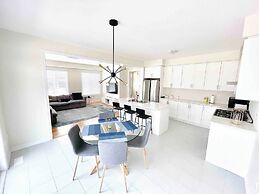 Two Adjacent Homes with 8 Bedrooms