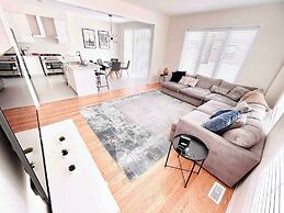 Two Adjacent Homes with 8 Bedrooms