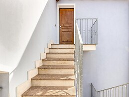 Air-conditioned Penthouse With Terrace and Parking