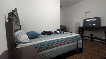 Ciudad Vieja Stays