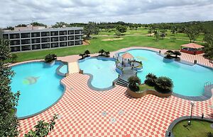 Eagleton - The Golf Resort