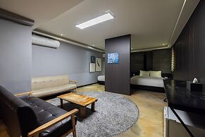 Icheon XYM Hotel