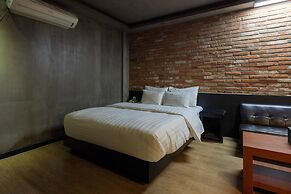 Icheon XYM Hotel