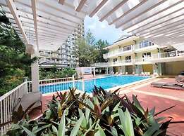 Spacious Central Davao City Getaway - Spacious Apartment With Shared P