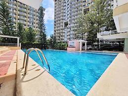 Spacious Central Davao City Getaway - Spacious Apartment With Shared P
