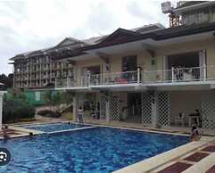 Spacious Central Davao City Getaway - Spacious Apartment With Shared P