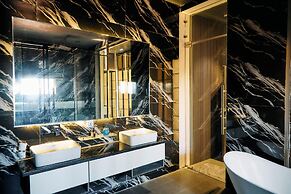 Mo's Place by Zuno Homes