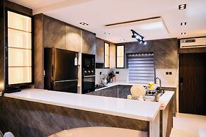 Mo's Place by Zuno Homes