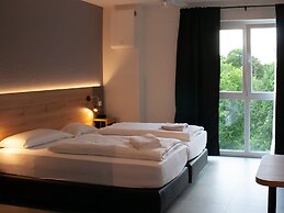 Hotel Good Night