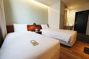 SEOUL HOTEL SHINSHIN