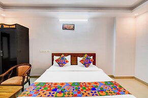 Fabhotel Pushpa Grand