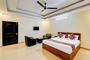 Fabhotel Pushpa Grand