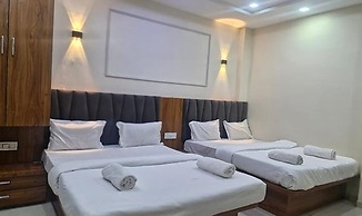 Fabhotel Ripon Palace