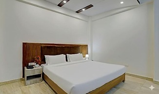 Fabhotel Royale 19