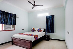 Fabhotel Thillai Residency