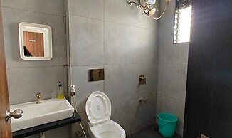 Fabhotel Ekab Hospitality