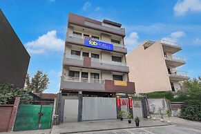 Fabhotel Rush Residency