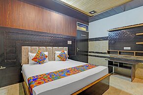 Fabhotel Radha Palace