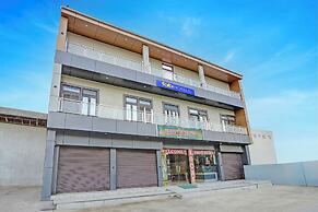 Fabhotel Radha Palace