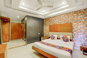 Fabhotel Ayaansh