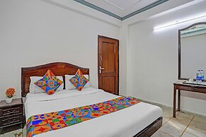 Fabhotel Iconic Residency