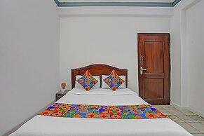 Fabhotel Iconic Residency