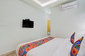 Fabhotel Slr Residency