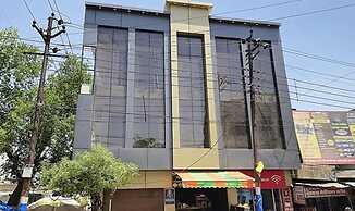 Fabhotel Devi Residency