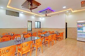 Fabhotel Relax Inn