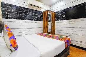 Fabhotel The Sunset Avenue