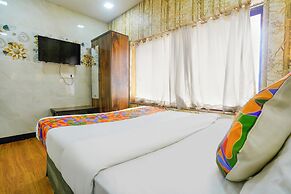 Fabhotel The Sunset Avenue