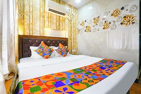 Fabhotel The Sunset Avenue