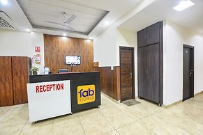 Fabhotel Red Ark Inn