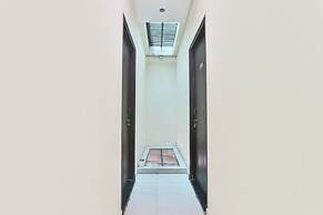 Fabhotel Jp International