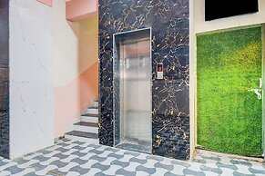 Fabhotel Golden Eagle Executive