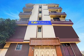 Fabhotel Dream Inn