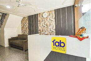 Fabhotel Lotus