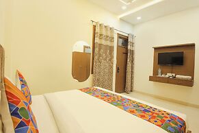 Fabhotel Lotus