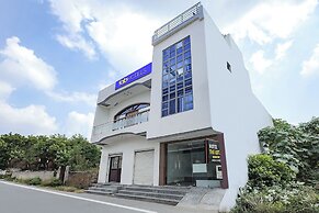 Fabhotel Lotus