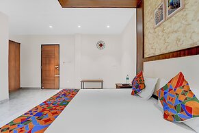 Fabhotel Kayal Plaza
