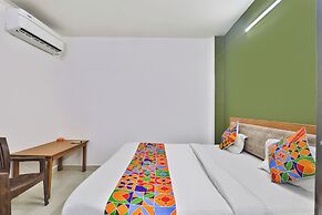 Fabhotel Raas Inn