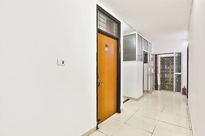 Fabhotel Raas Inn