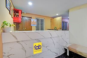 Fabhotel Ayaansh Himayatnagar