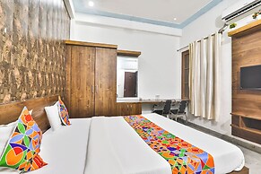 Fabhotel Anant Inn