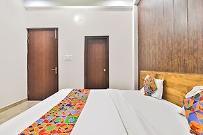 Fabhotel Anant Inn