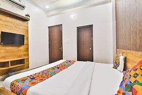 Fabhotel Anant Inn