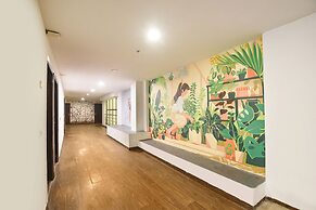 Fabhotel Crescent