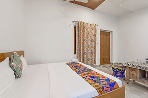 Fabhotel Pink Cozzy