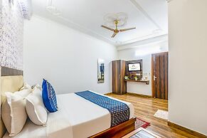 Fabhotel Airport Sinon