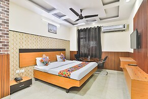 Fabhotel Regal Inn Indira Nagar
